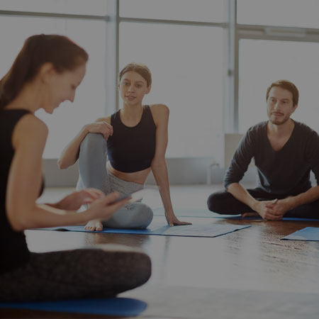 Online yoga teacher's training